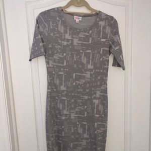 XS- LulaRoe Julia Dress